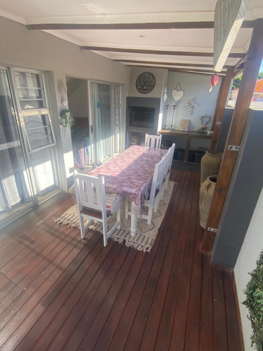 2 Bedroom Property for Sale in Jeffreys Bay Central Eastern Cape